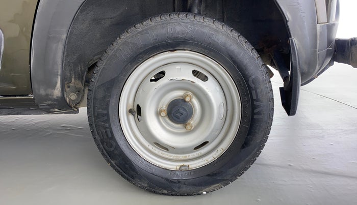 2015 Renault Kwid RXE, Petrol, Manual, 88,480 km, Left Rear Wheel