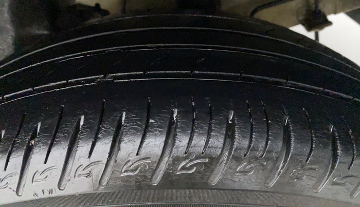 2019 Hyundai VENUE 1.0L Turbo GDI SX(O) MT, Petrol, Manual, 28,993 km, Left Front Tyre Tread