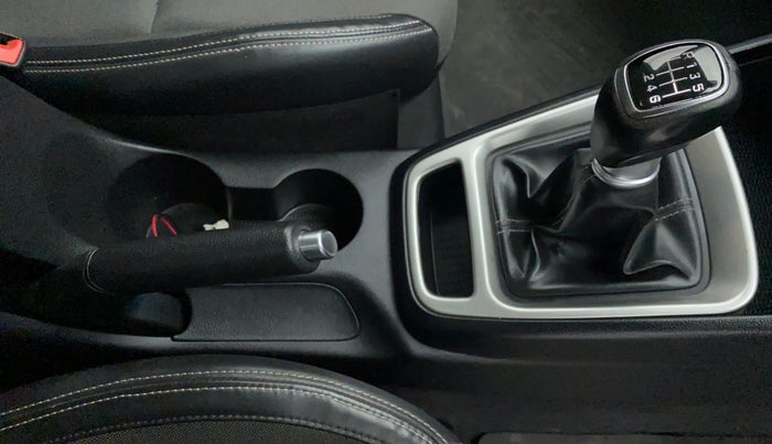 2019 Hyundai VENUE 1.0L Turbo GDI SX(O) MT, Petrol, Manual, 28,993 km, Gear Lever
