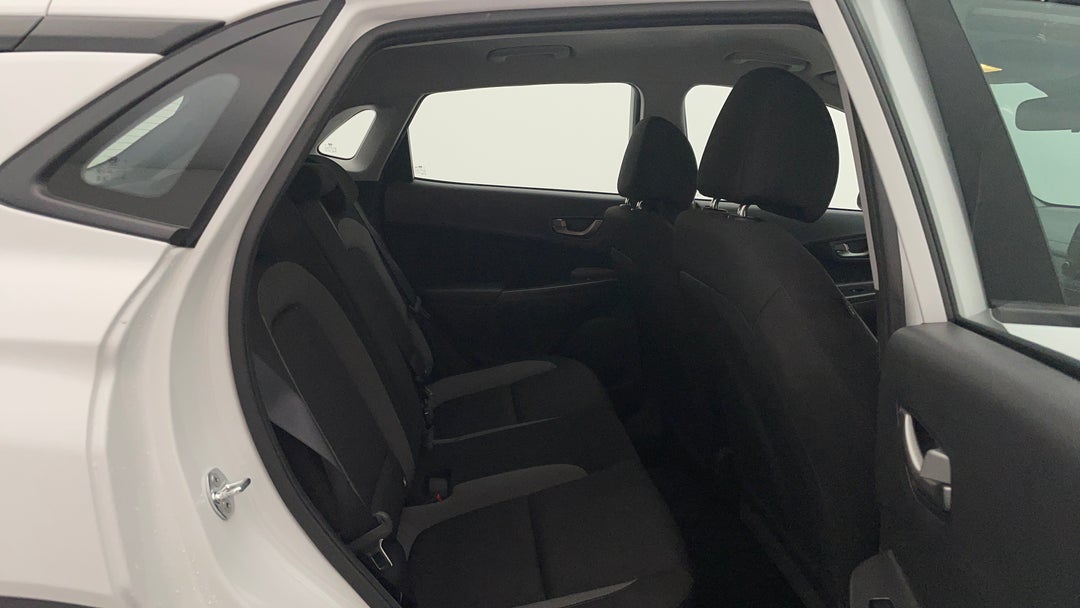 2020 Hyundai Kona Go (fwd), Automatic, 17819 km, Right Side Rear Door Cabin View