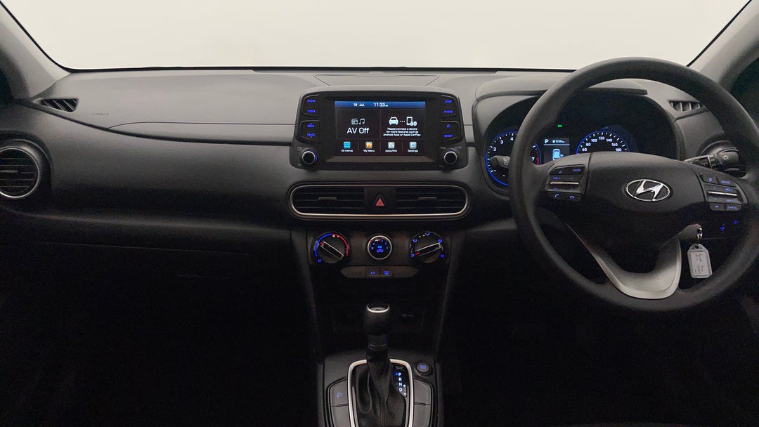 2020 Hyundai Kona Go (fwd), Automatic, 17819 km, Dashboard View