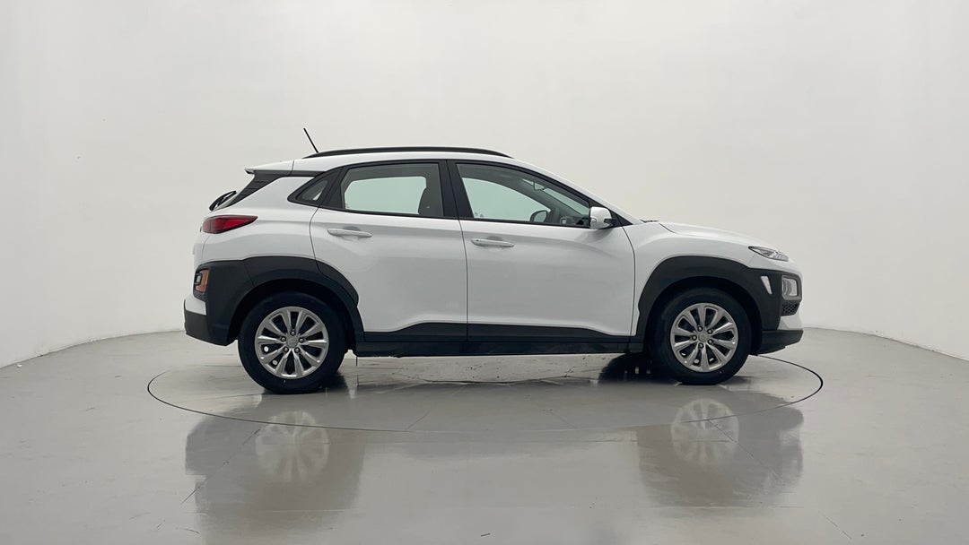 2020 Hyundai Kona Go (fwd), Automatic, 17819 km, Right Side View