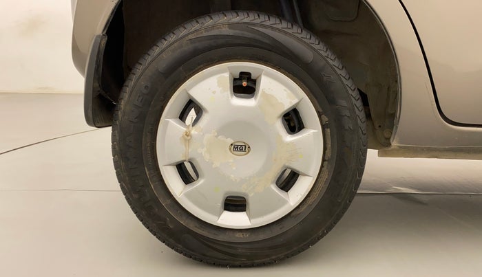 2016 Datsun Redi Go S, Petrol, Manual, 69,579 km, Right Rear Wheel