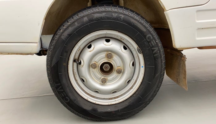 2017 Maruti Omni 5 STR, Petrol, Manual, 66,195 km, Left Front Wheel