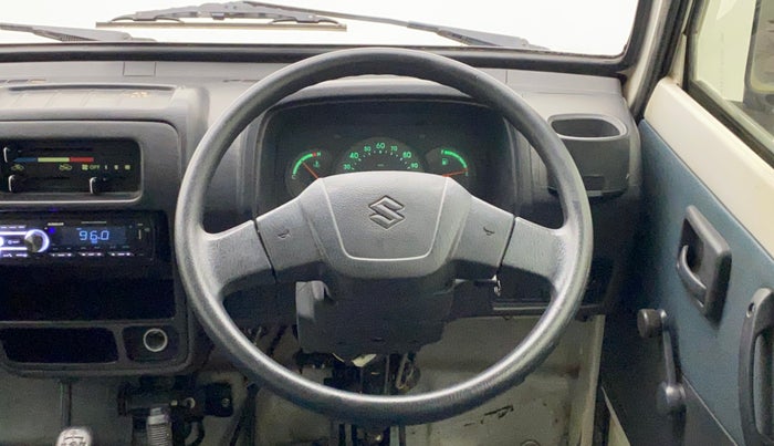 2017 Maruti Omni 5 STR, Petrol, Manual, 66,195 km, Steering Wheel Close Up