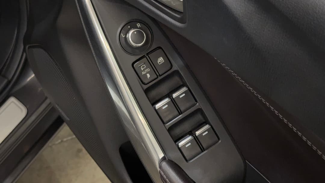 2016 Mazda Mazda6 Touring, Automatic, 80867 km, Drivers Side Door Panel Controls