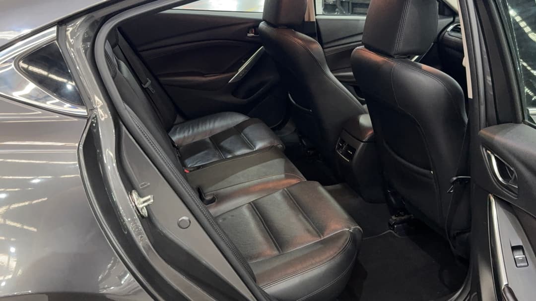 2016 Mazda Mazda6 Touring, Automatic, 80867 km, Right Side Rear Door Cabin View