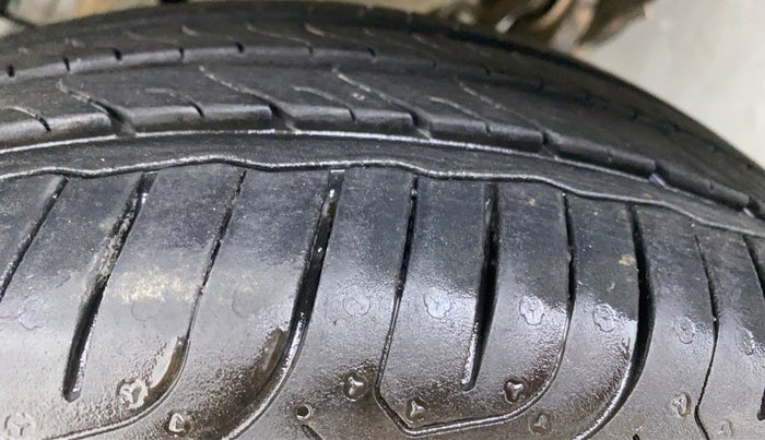 2017 Honda City V MT PETROL, Petrol, Manual, 62,212 km, Left Rear Tyre Tread