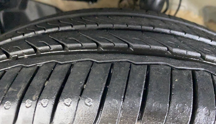 2017 Honda City V MT PETROL, Petrol, Manual, 62,212 km, Left Front Tyre Tread