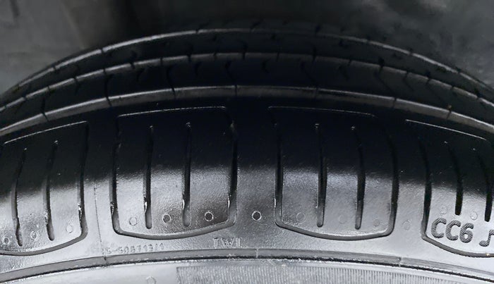2015 Honda Brio 1.2 S MT I VTEC, Petrol, Manual, 70,681 km, Right Rear Tyre Tread