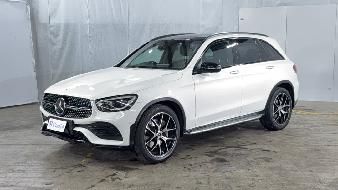 2020 Mercedes-benz GLC 300 4matic, Automatic, 44218 km, Left Front Diagonal (45- Degree) View