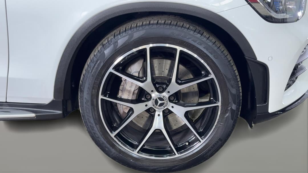 2020 Mercedes-benz GLC 300 4matic, Automatic, 44218 km, Right Front Wheel