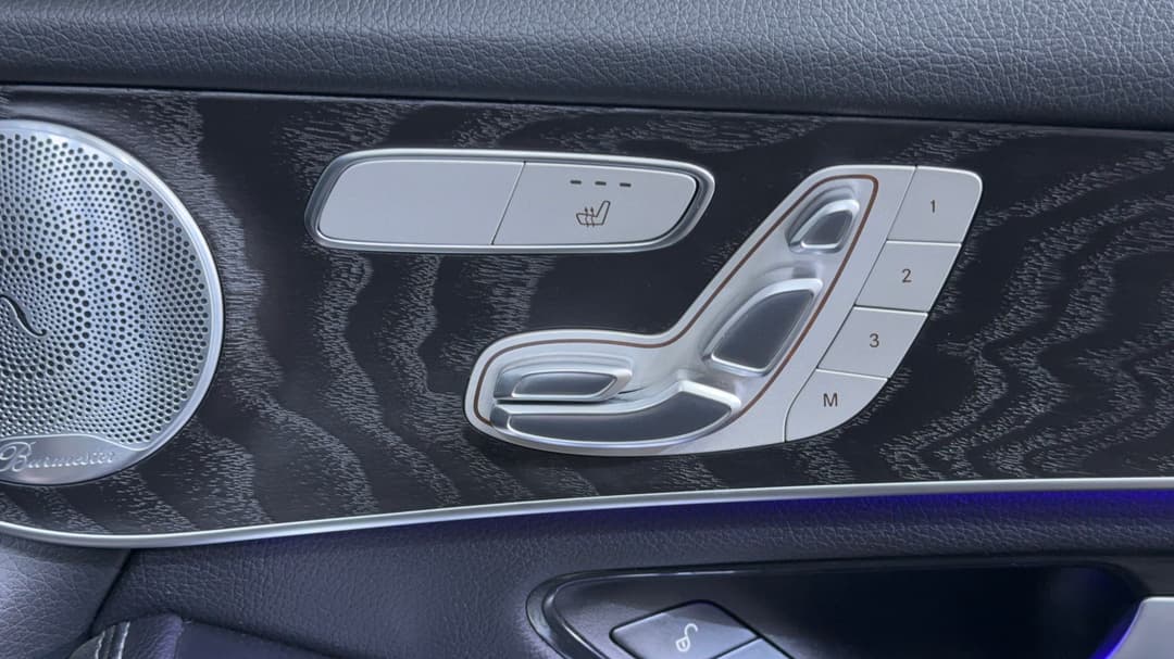 2020 Mercedes-benz GLC 300 4matic, Automatic, 44218 km, Drivers Side Adjustment Panel