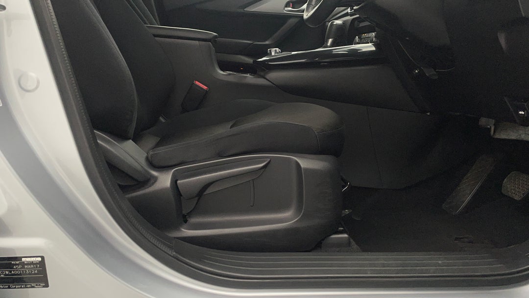 2017 Mazda CX-9 Sport (fwd), Automatic, 62002 km, Drivers Side Adjustment Panel