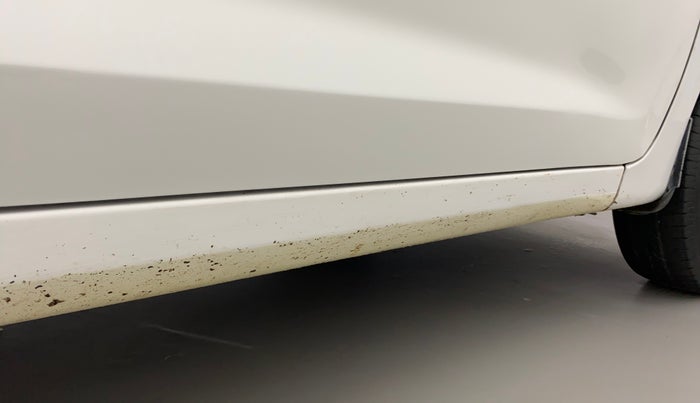 2020 Hyundai GRAND I10 NIOS MAGNA 1.2 KAPPA VTVT CNG, CNG, Manual, 87,382 km, Right running board - Paint has minor damage