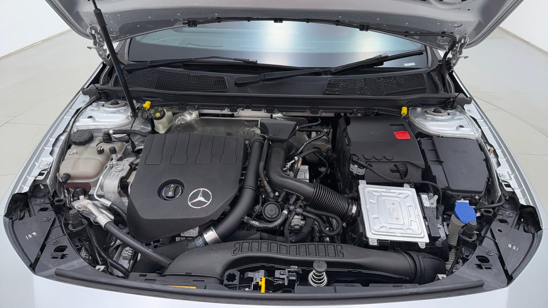 Open Bonnet (Engine)
