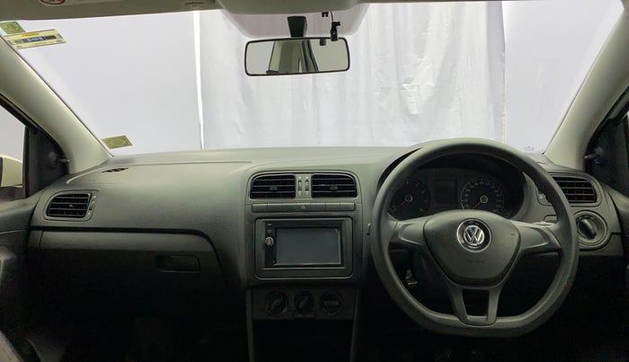 2019 Volkswagen Ameo TRENDLINE 1.0L, Petrol, Manual, 17,877 km, Dashboard