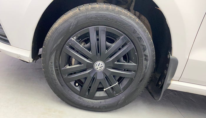 2019 Volkswagen Ameo TRENDLINE 1.0L, Petrol, Manual, 17,877 km, Left Front Wheel