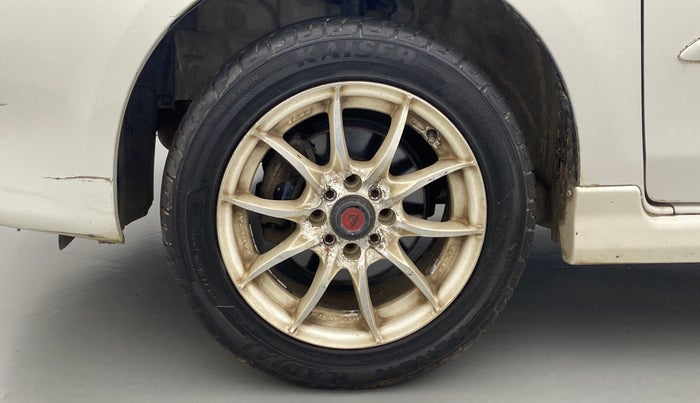 2011 Toyota Etios V, Petrol, Manual, 60,990 km, Left Front Wheel