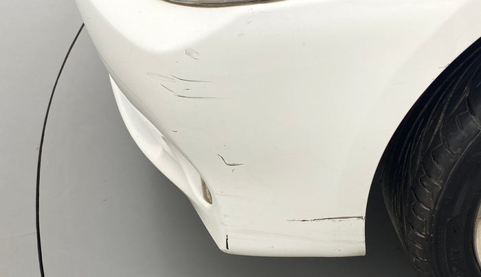 2011 Toyota Etios V, Petrol, Manual, 60,990 km, Front bumper - Minor scratches
