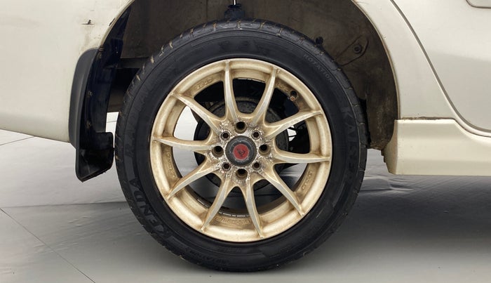 2011 Toyota Etios V, Petrol, Manual, 60,990 km, Right Rear Wheel
