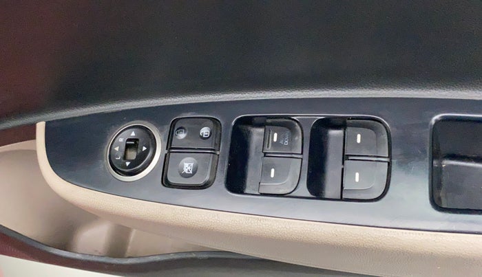 2018 Hyundai Grand i10 MAGNA 1.2 VTVT, Petrol, Manual, 20,978 km, Lock system - Central locking partially non-functional (Internal)