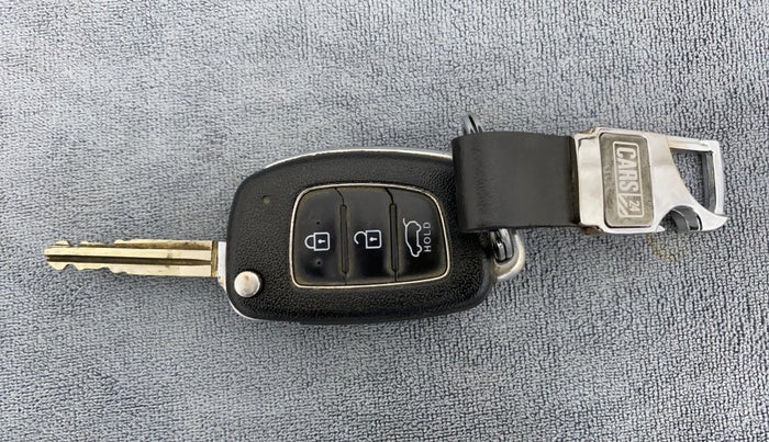 2015 Hyundai Elite i20 MAGNA 1.2, Petrol, Manual, 11,898 km, Key Close Up