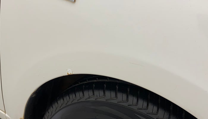 2016 Hyundai i10 SPORTZ 1.1, Petrol, Manual, 72,789 km, Right fender - Paint has minor damage