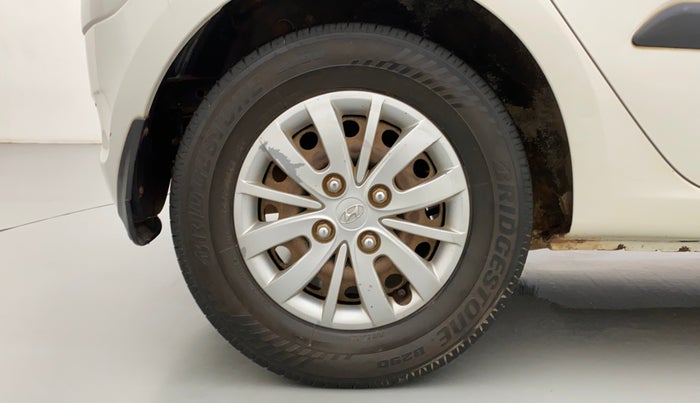 2016 Hyundai i10 SPORTZ 1.1, Petrol, Manual, 72,789 km, Right Rear Wheel
