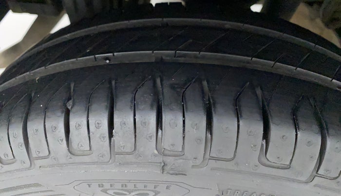 2010 Maruti Zen Estilo VXI, Petrol, Manual, 25,123 km, Right Rear Tyre Tread