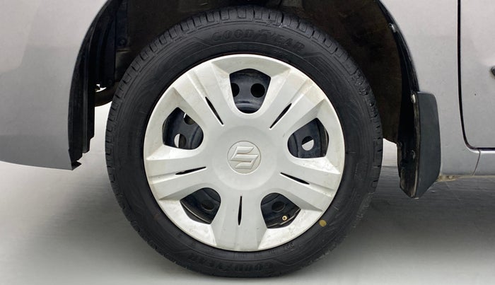 2015 Maruti Wagon R 1.0 VXI, Petrol, Manual, 34,784 km, Left Front Wheel