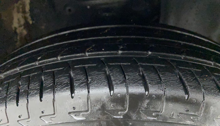 2018 Maruti IGNIS DELTA 1.2 K12, Petrol, Manual, 17,318 km, Right Front Tyre Tread