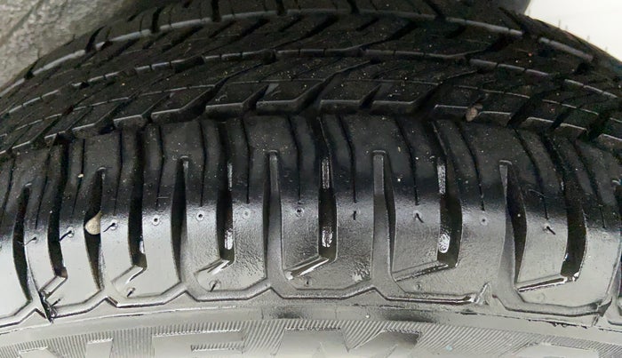 2016 Maruti Wagon R 1.0 VXI, Petrol, Manual, 72,882 km, Left Rear Tyre Tread