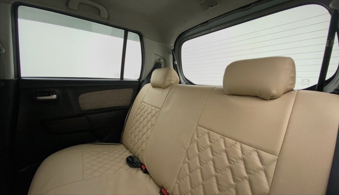 2016 Maruti Wagon R 1.0 VXI, Petrol, Manual, 72,882 km, Right Side Rear Door Cabin