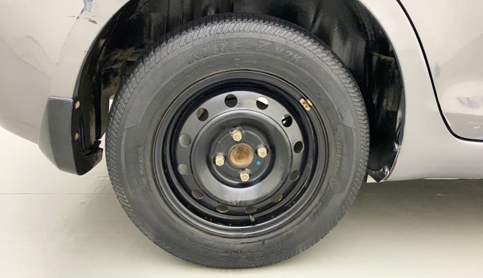 2012 Maruti Swift Dzire VXI, Petrol, Manual, 45,605 km, Right Rear Wheel