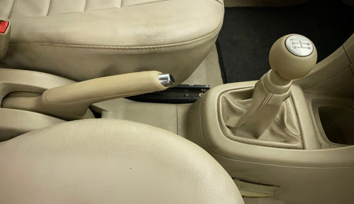 2012 Maruti Swift Dzire VXI, Petrol, Manual, 45,605 km, Gear Lever