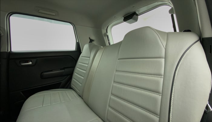 2020 Maruti New Wagon-R VXI 1.0, Petrol, Manual, 23,438 km, Right Side Rear Door Cabin