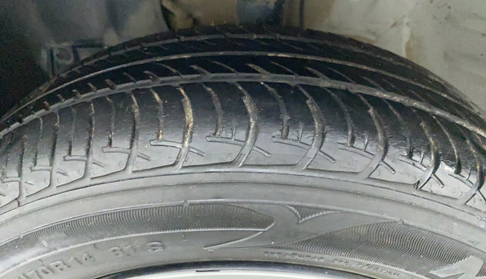 2020 Maruti New Wagon-R VXI 1.0, Petrol, Manual, 23,438 km, Left Front Tyre Tread