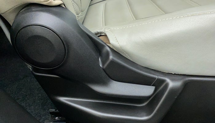 2020 Maruti New Wagon-R VXI 1.0, Petrol, Manual, 23,438 km, Driver Side Adjustment Panel