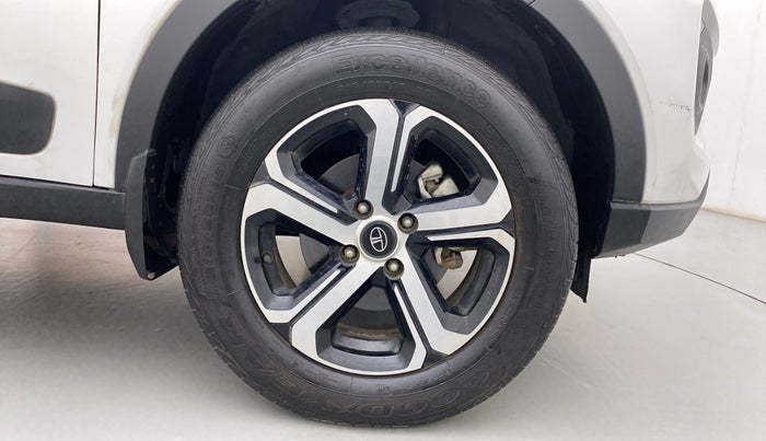 2022 Tata NEXON XZ PLUS PETROL SUNROOF, Petrol, Manual, 36,792 km, Right Front Wheel