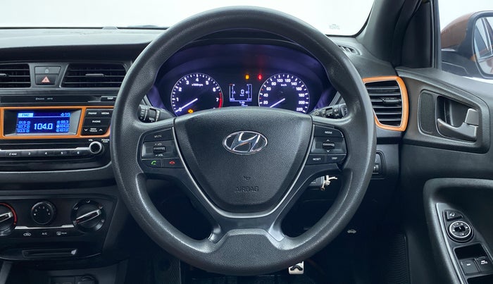 2016 Hyundai i20 Active 1.2 S, Petrol, Manual, 1,00,901 km, Steering Wheel