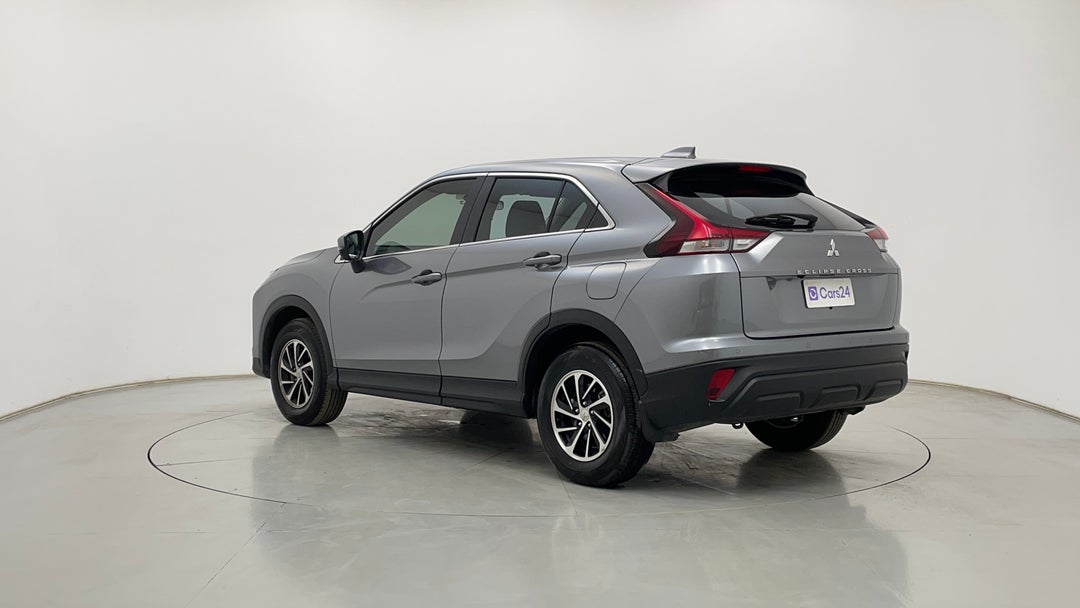 Left Back Diagonal (45- Degree) View