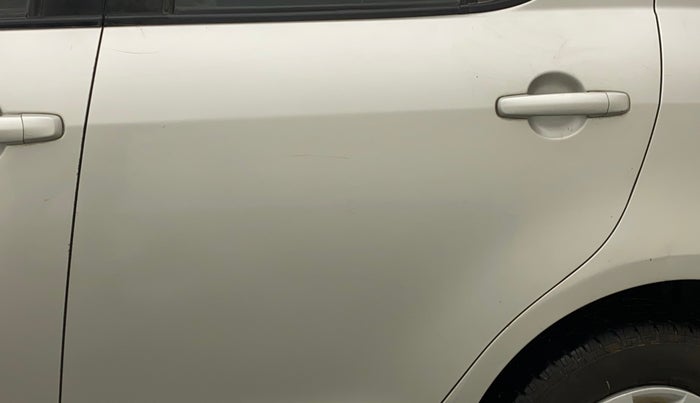 2017 Maruti Swift LXI (O), Petrol, Manual, 43,921 km, Rear left door - Minor scratches