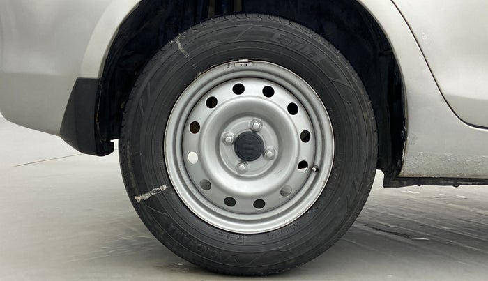 2015 Maruti Swift Dzire LDI BS IV, Diesel, Manual, 1,00,814 km, Right Rear Wheel