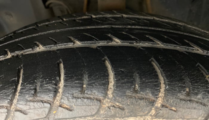 2019 Datsun Go T, Petrol, Manual, 41,077 km, Left Front Tyre Tread