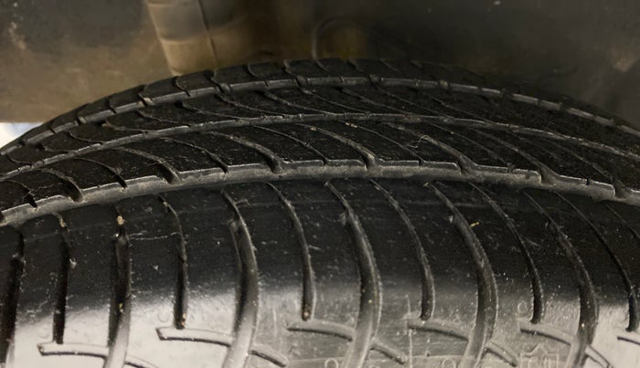 2019 Datsun Go T, Petrol, Manual, 41,077 km, Right Rear Tyre Tread
