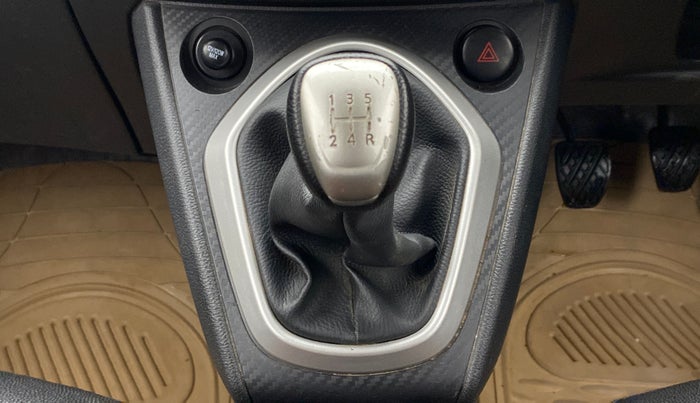 2019 Datsun Go T, Petrol, Manual, 41,077 km, Gear Lever