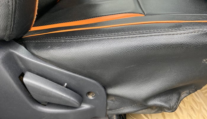 2019 Datsun Go T, Petrol, Manual, 41,077 km, Driver Side Adjustment Panel