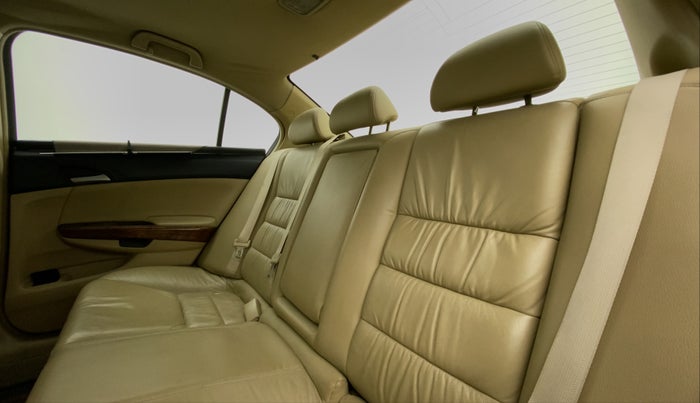 2013 Honda Accord 2.4L I-VTEC MT, Petrol, Manual, 81,387 km, Right Side Rear Door Cabin