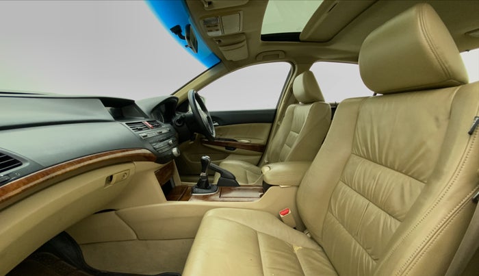 2013 Honda Accord 2.4L I-VTEC MT, Petrol, Manual, 81,387 km, Right Side Front Door Cabin